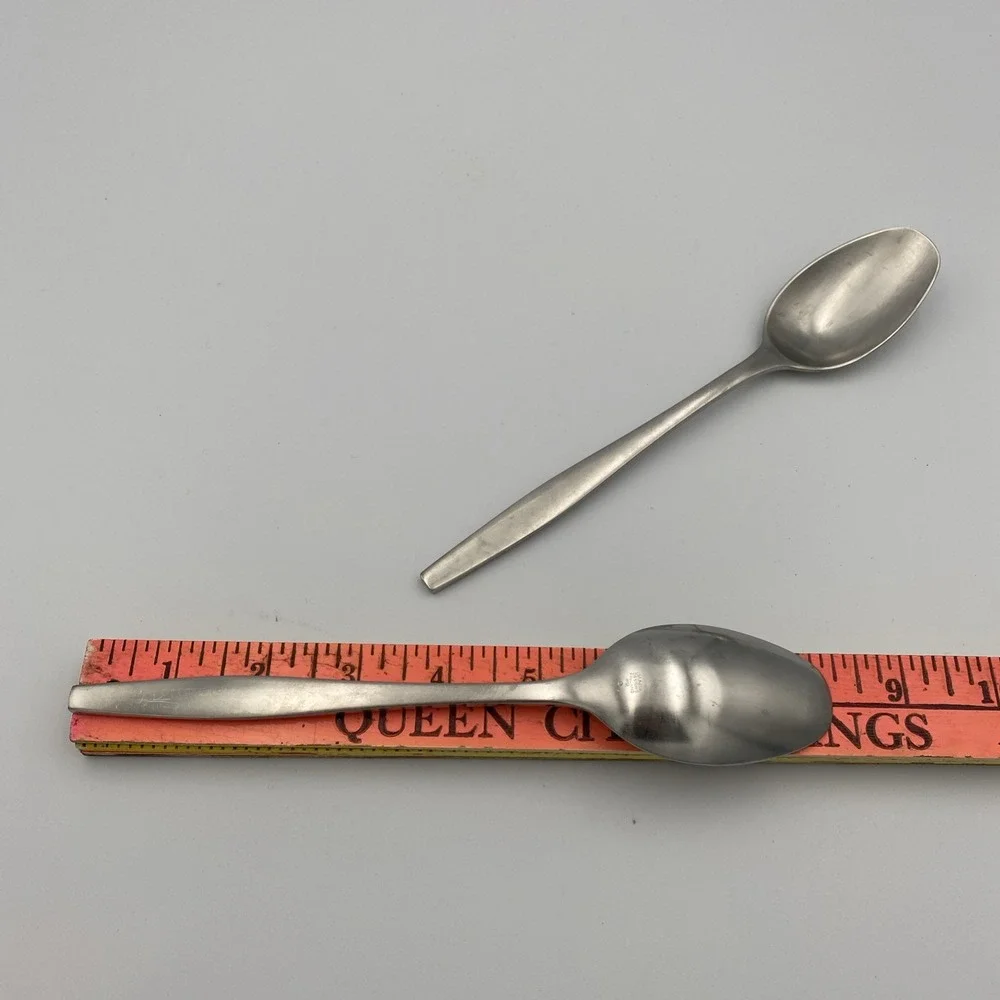 Set Of 2 Variation V‎ Dansk Designs IHQ Finland Stainless Soup Spoons 8 1/8